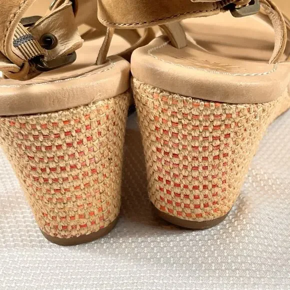 NIB Ugg Wedge High Heel Strappy Sandals Size 9 Brown Leather‎ - Picture 7 of 16